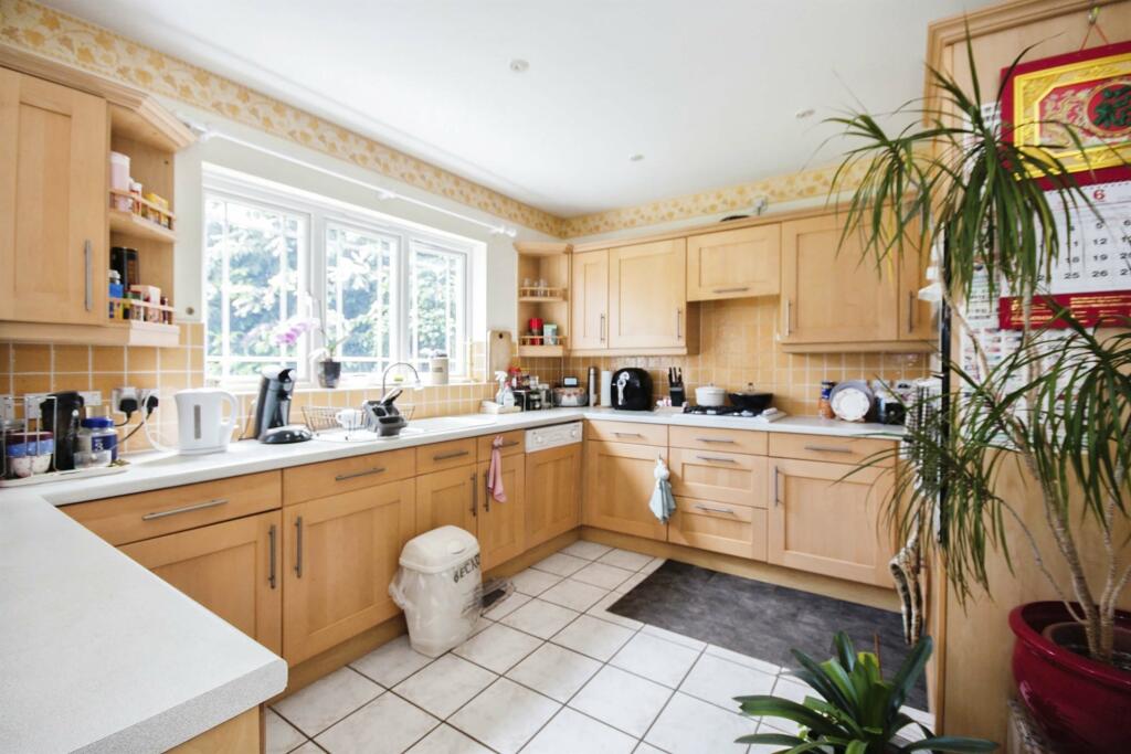 Additional property image - Lake Grove Road, New Milton