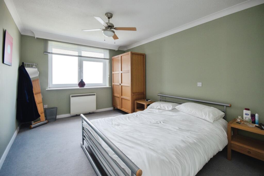 Additional property image - Russell Cotes Road, Bournemouth