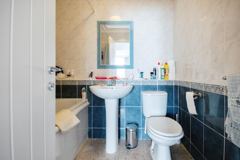 Additional property image - Russell Cotes Road, Bournemouth