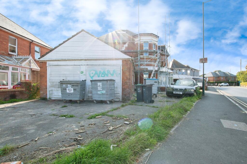 Additional property image - Heron Court Road, Bournemouth