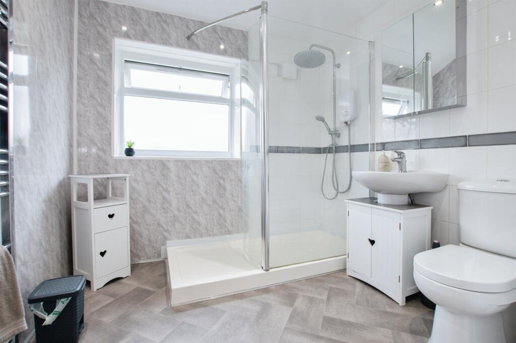 Additional property image - South Kinson Drive, Bournemouth