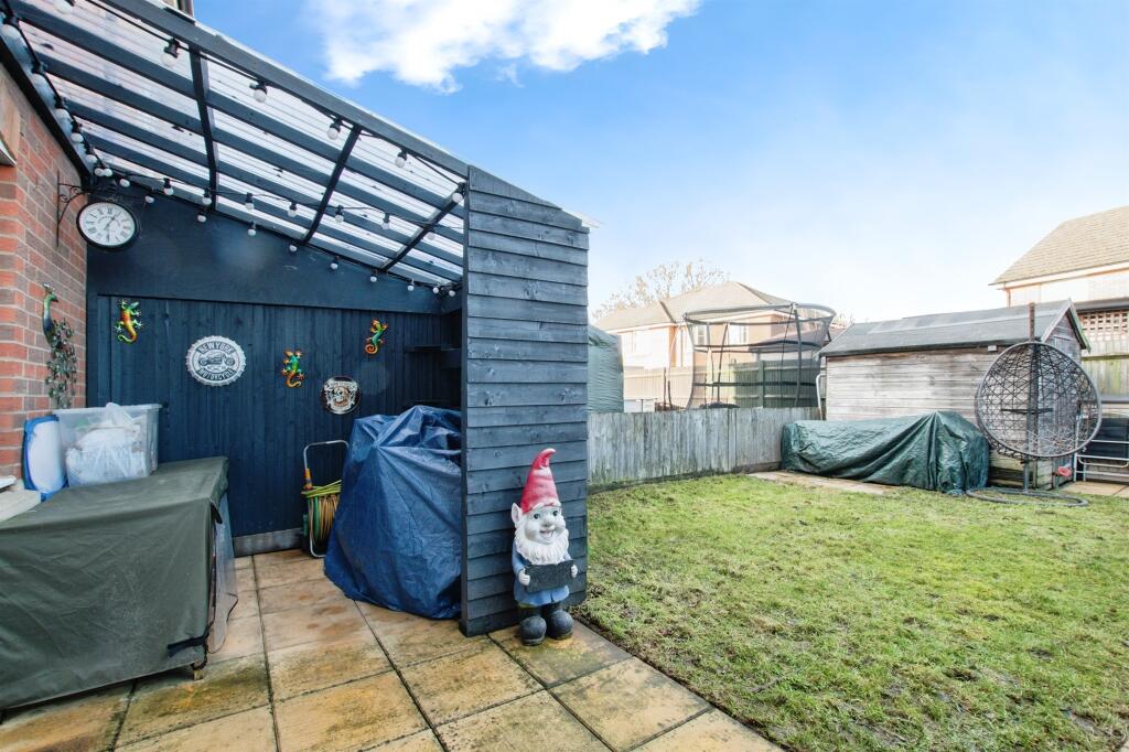 Additional property image - Turnbull Lane, Bournemouth