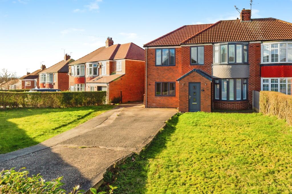 4 bedroom semidetached house for sale in Reresby Crescent, Whiston