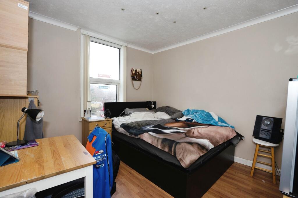 Additional property image - Ham Road, Worthing