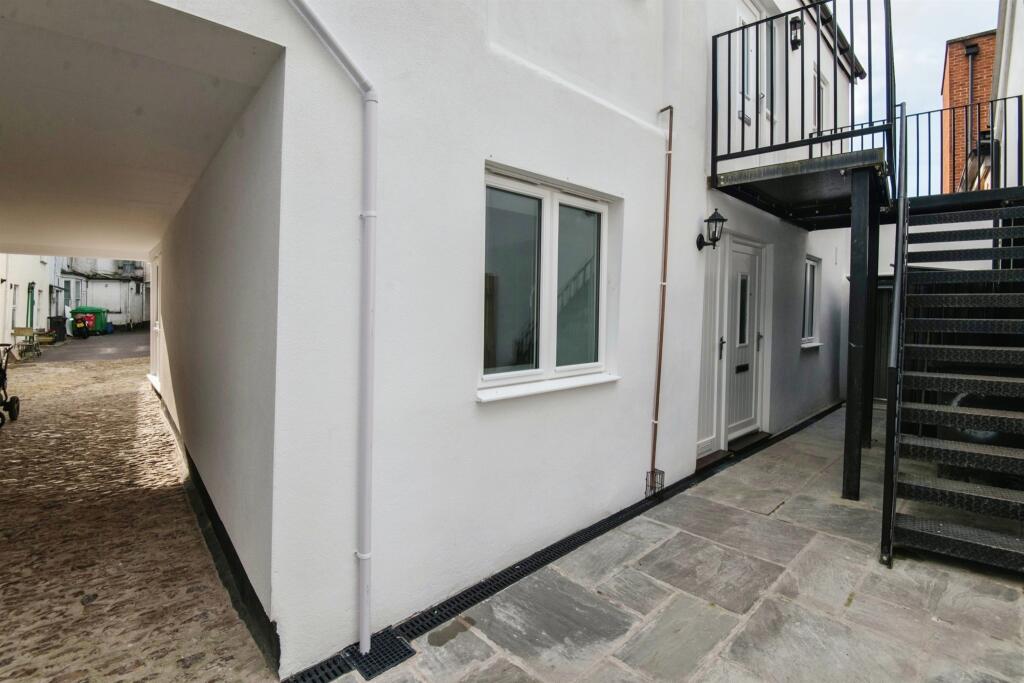 Main image of property: High Street, Honiton