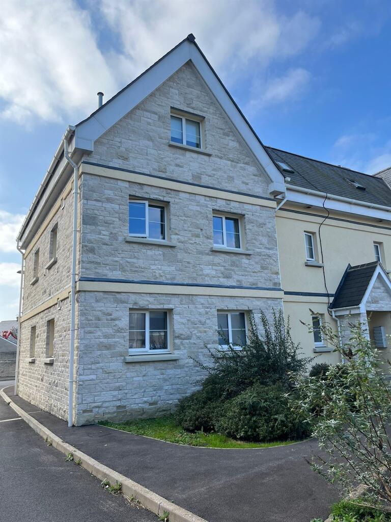 Main image of property: Pennsylvania Way, Portland