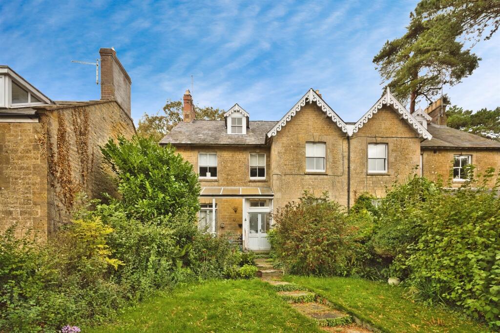 Main image of property: Mount Pleasant, Crewkerne