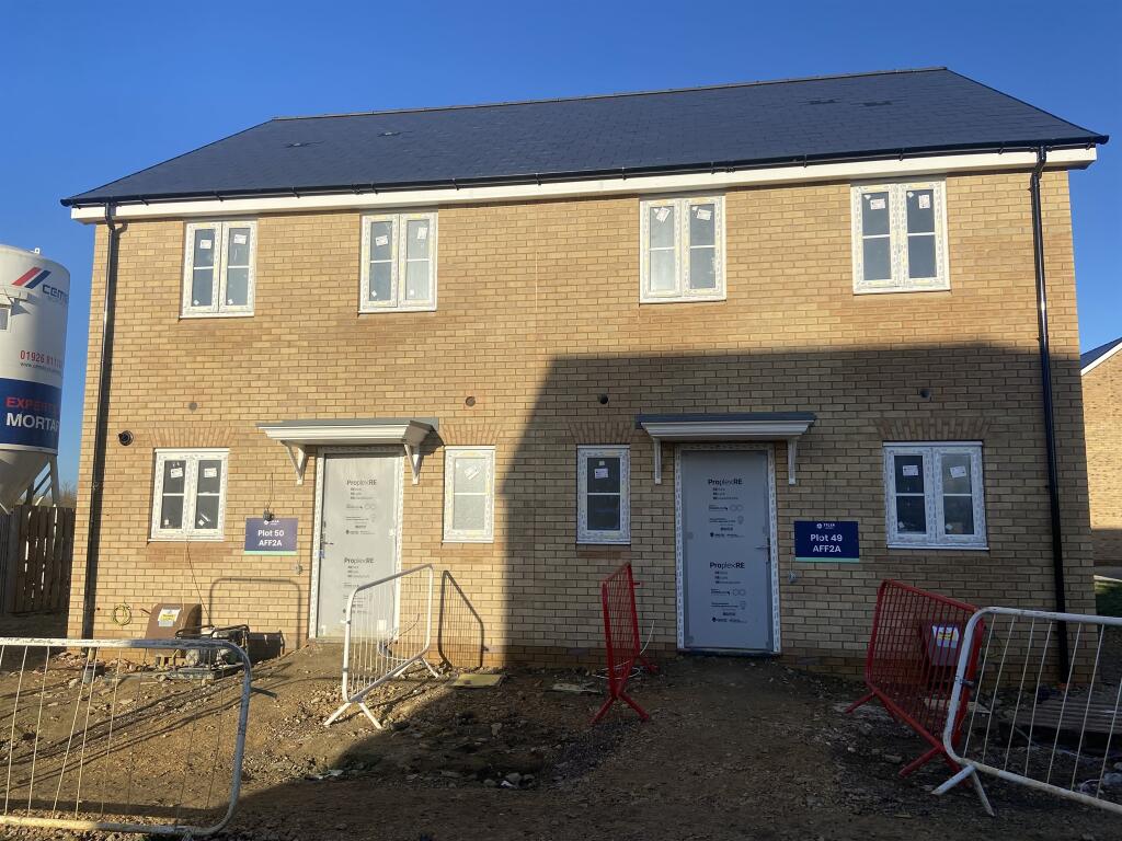 2 bedroom semidetached house for sale in Anjou Place, Cottenham