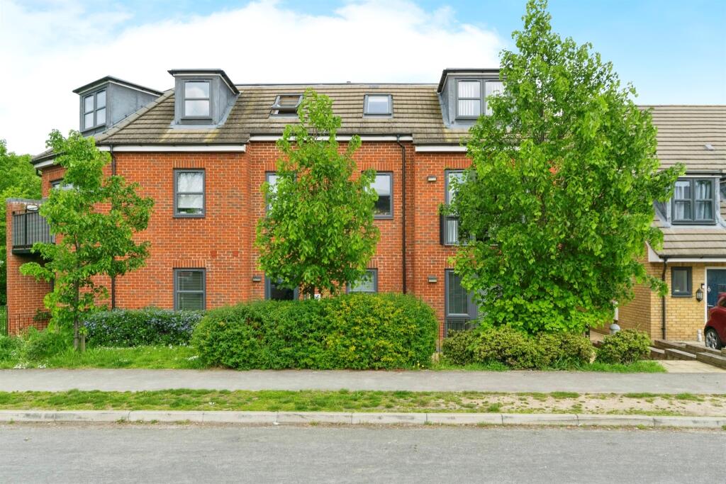Main image of property: Goodes Court, ROYSTON