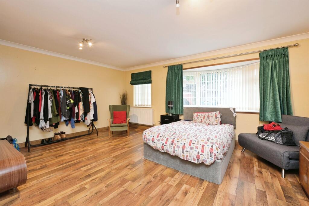 Additional property image - Bendyshe Way, Barrington, CAMBRIDGE