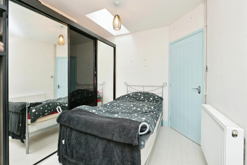 Additional property image - Bendyshe Way, Barrington, CAMBRIDGE