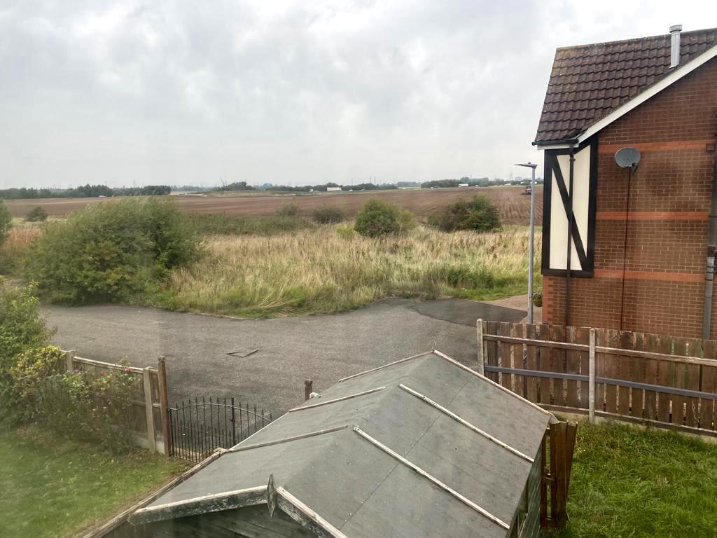 3 bedroom semidetached house for sale in Westburn Way, Scunthorpe, DN15