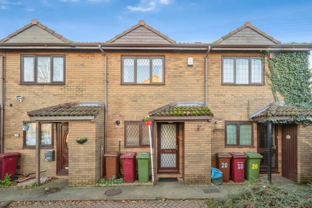 Main image of property: Mackender Court, Scunthorpe