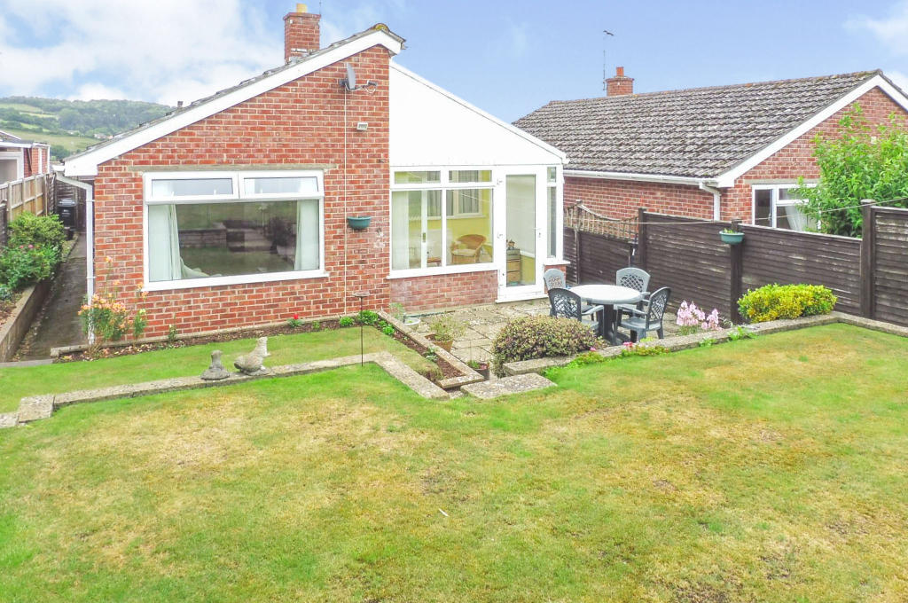 2 bedroom detached bungalow for sale in South Park, Minehead, TA24