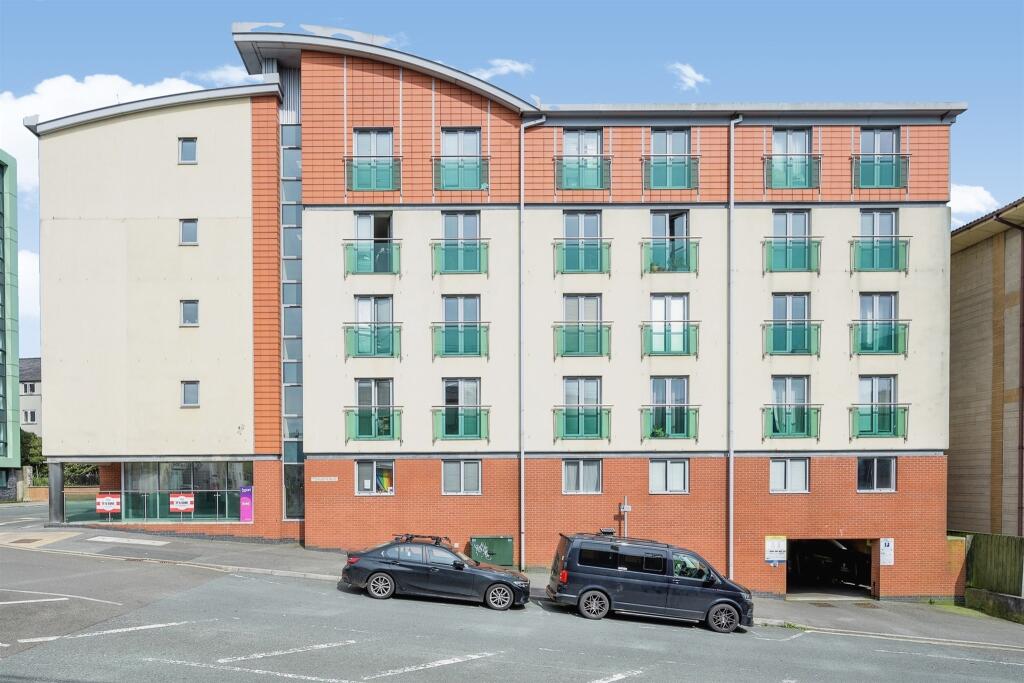Studio flat for sale in Regent Street, City Centre, Plymouth, PL4