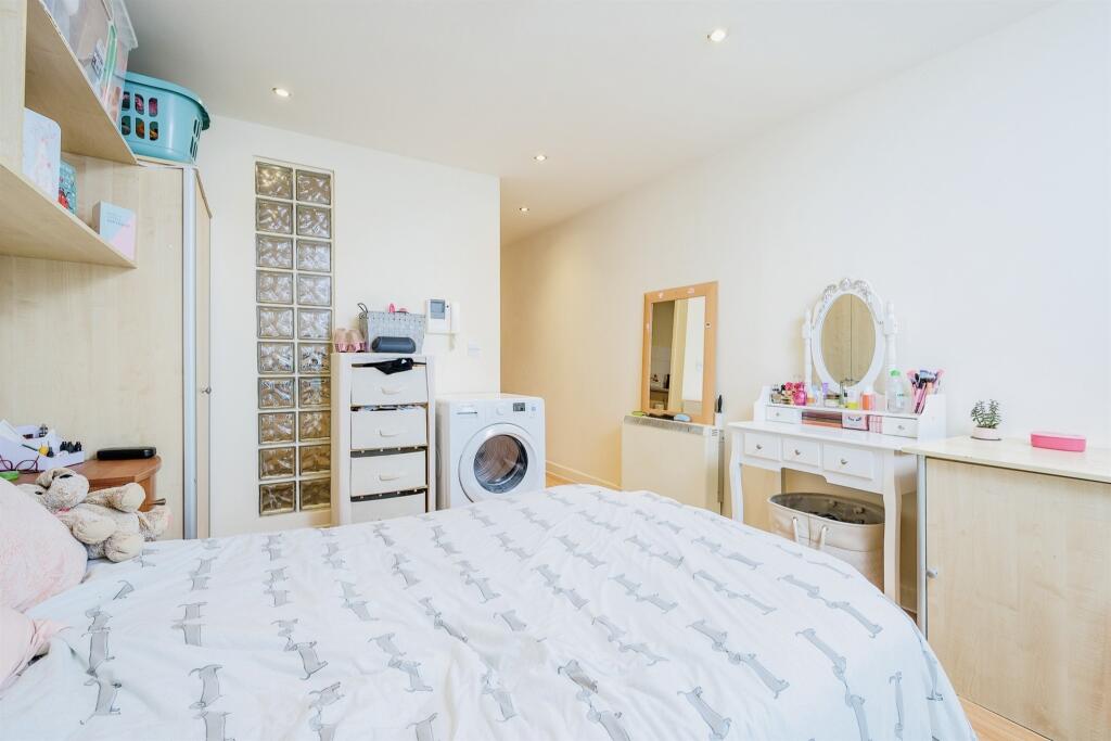 Studio flat for sale in Regent Street, City Centre, Plymouth, PL4