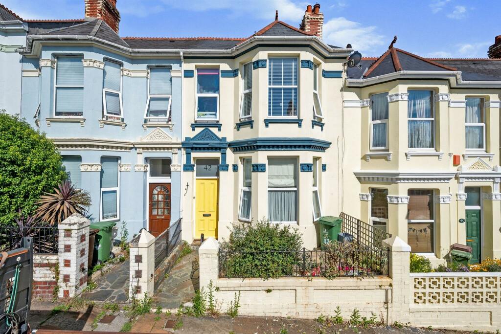 3 bedroom terraced house for sale in Faringdon Road, Plymouth, PL4