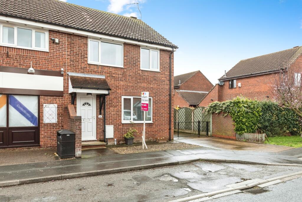 3 bedroom semidetached house for sale in Westbourne Road, Selby, YO8
