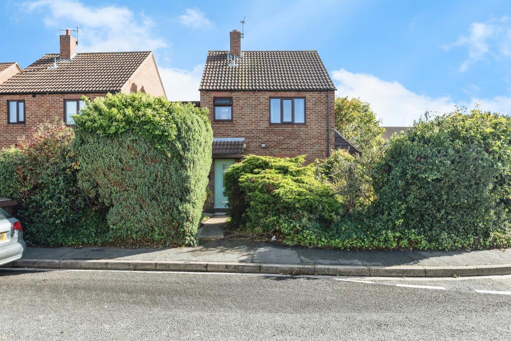 Main image of property: Low Street, Carlton, Goole