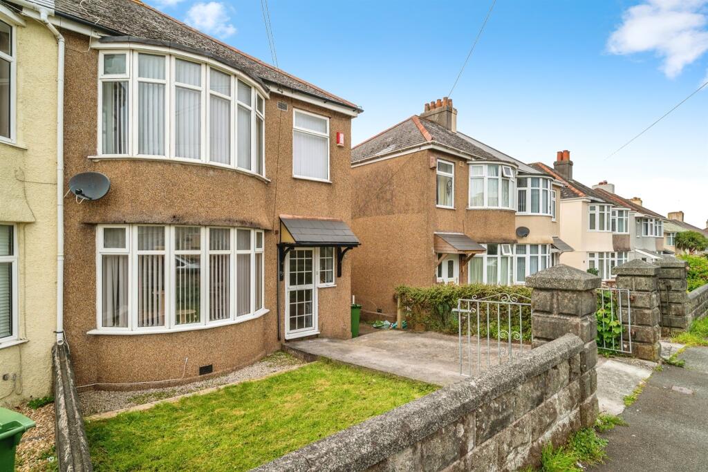 3 bedroom semidetached house for sale in Merrivale Road, Beacon Park