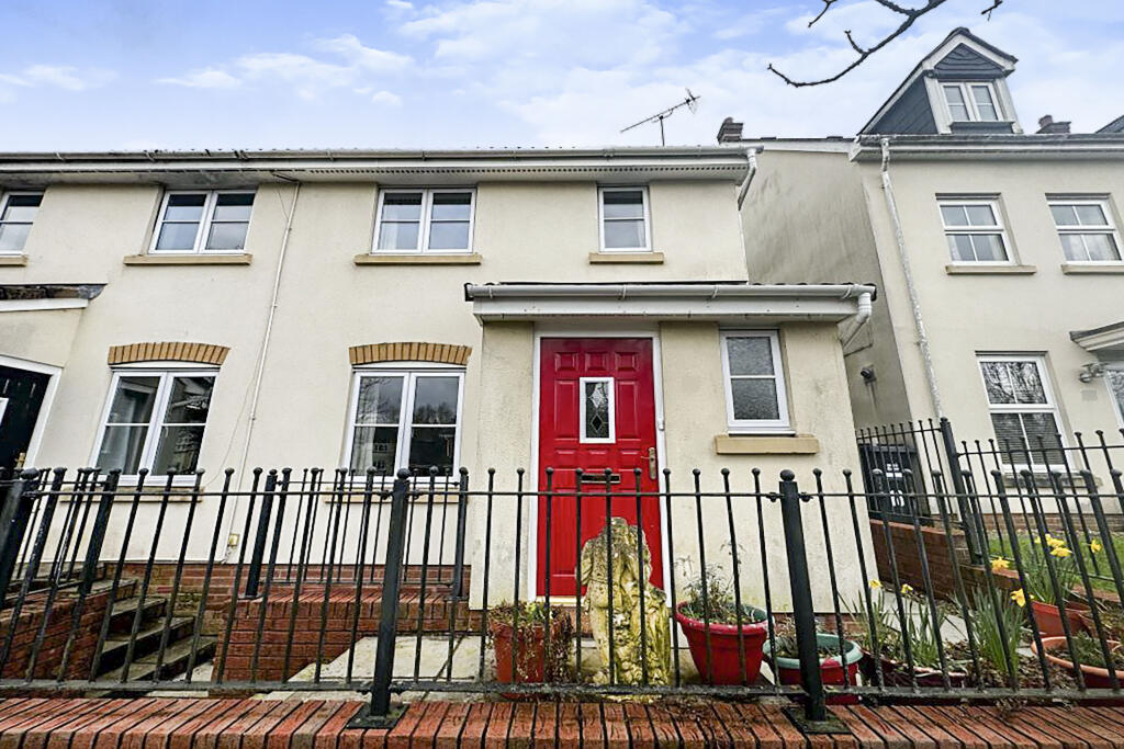 Main image of property: Oakfields, Tiverton