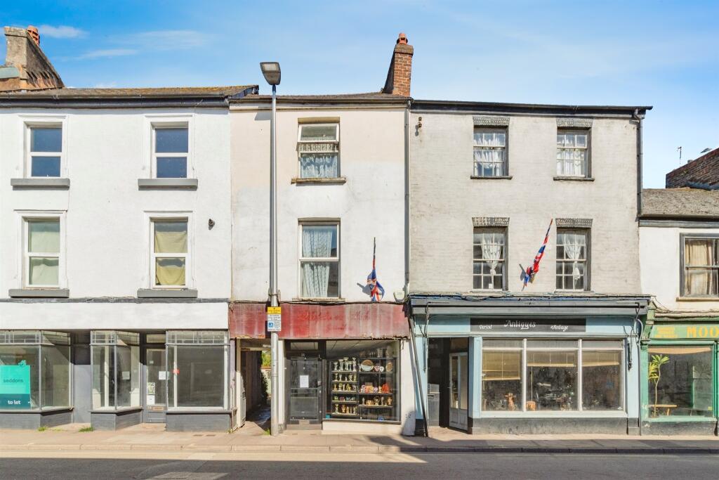Main image of property: Fore Street, CULLOMPTON