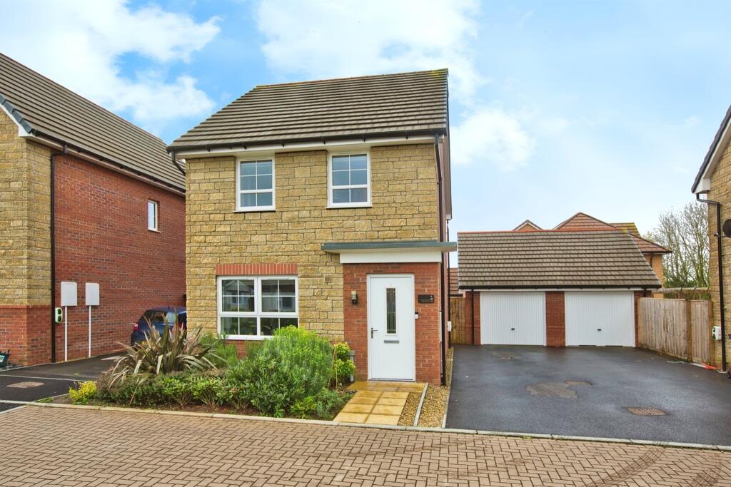 3 bedroom detached house for sale in Mertoch Lane, Martock, TA12