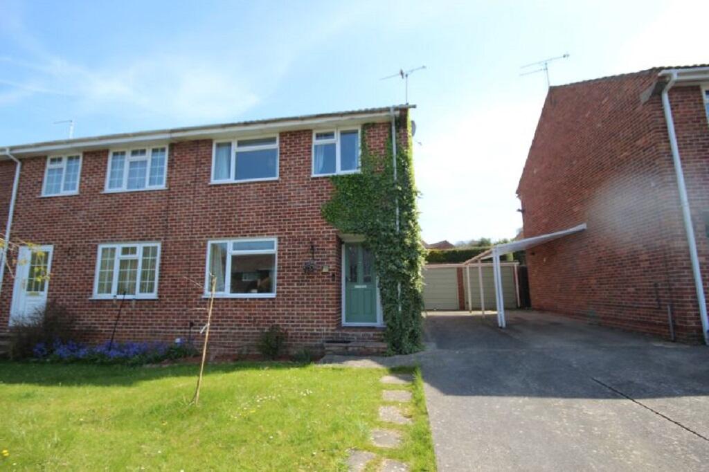 3 bedroom semidetached house for sale in Rowan Way, Yeovil, BA20
