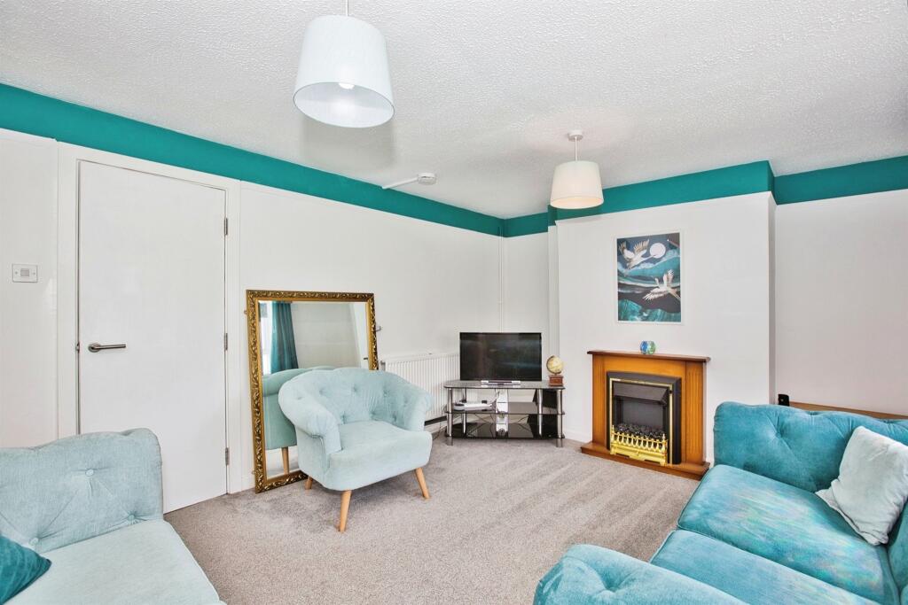 Additional property image - Taranto Hill, Ilchester, YEOVIL