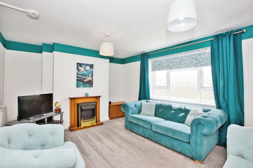 Additional property image - Taranto Hill, Ilchester, YEOVIL