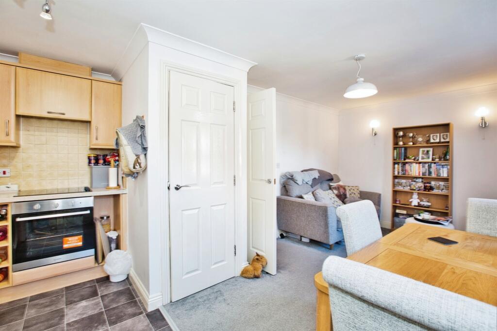 Additional property image - Monk Barton Close, Yeovil