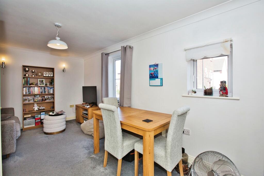 Additional property image - Monk Barton Close, Yeovil