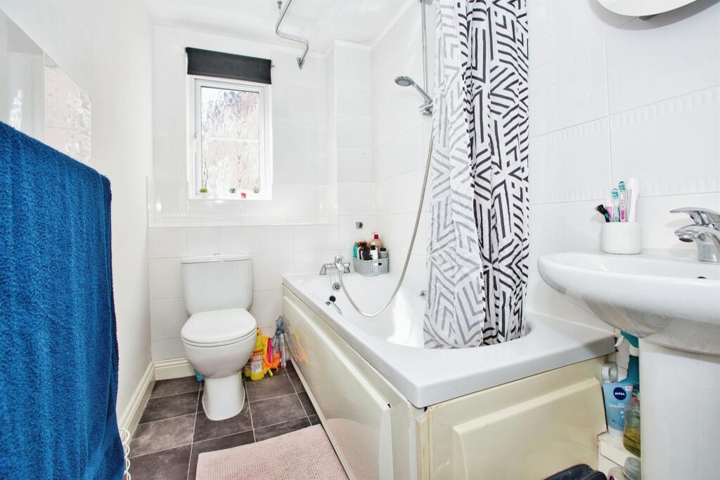 Additional property image - Monk Barton Close, Yeovil