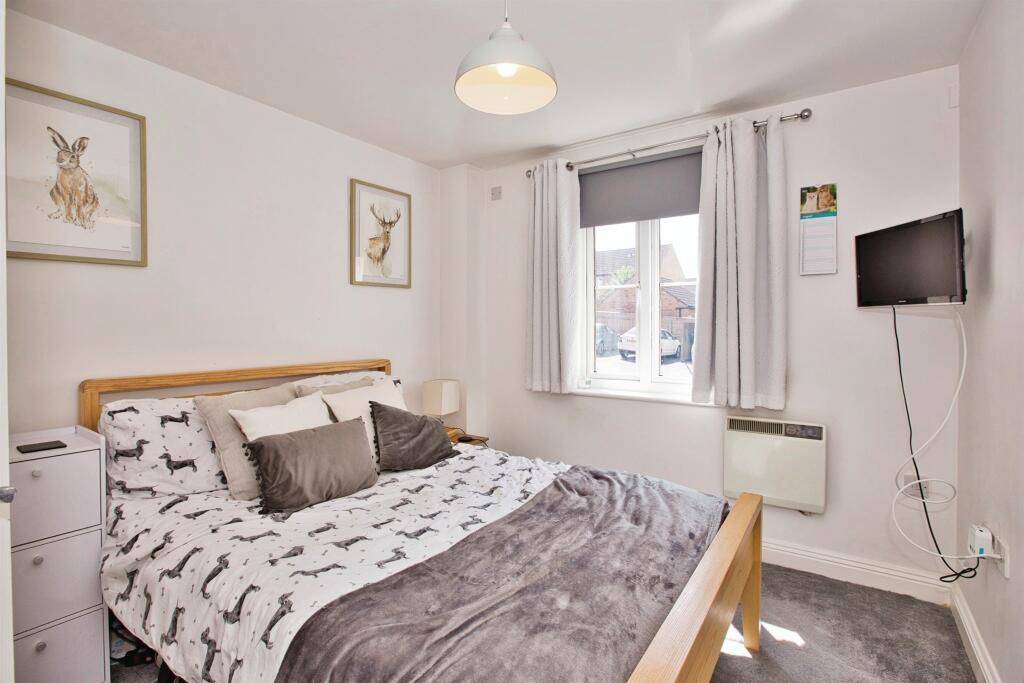 Additional property image - Monk Barton Close, Yeovil