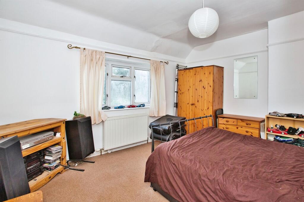Additional property image - Montacute Road, Tintinhull, YEOVIL