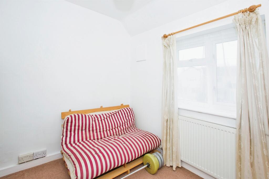 Additional property image - Montacute Road, Tintinhull, YEOVIL