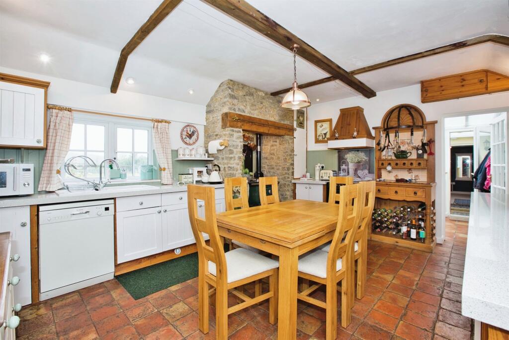 Additional property image - Cabbage Lane, Horsington, Templecombe
