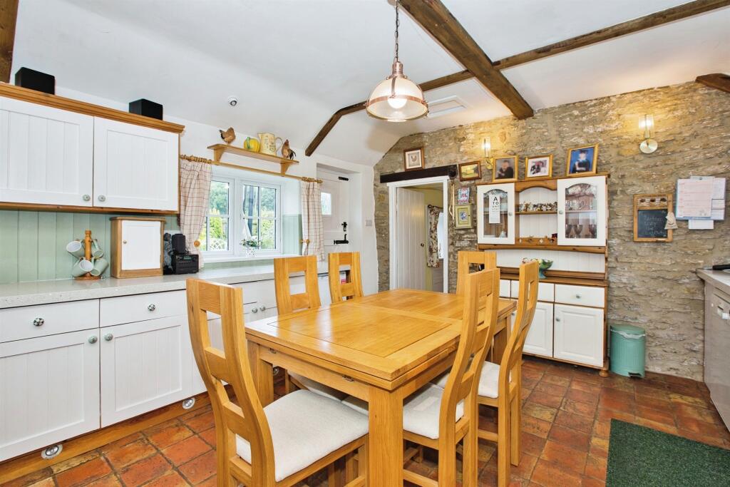 Additional property image - Cabbage Lane, Horsington, Templecombe