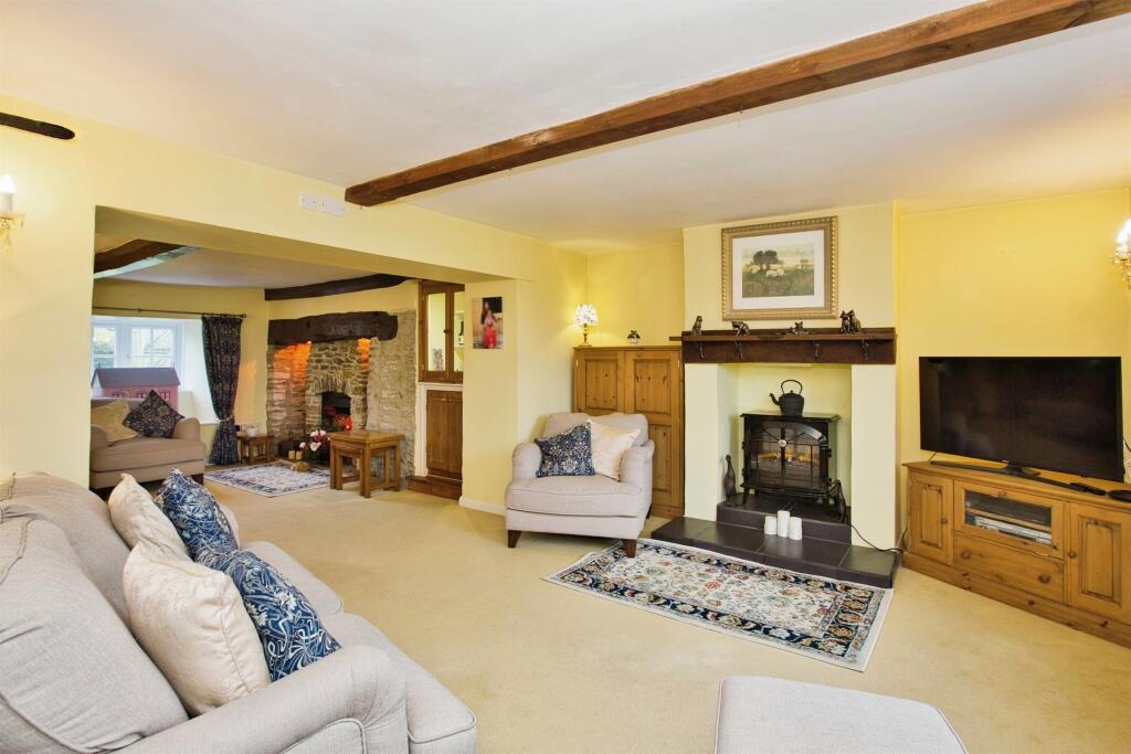 Additional property image - Cabbage Lane, Horsington, Templecombe