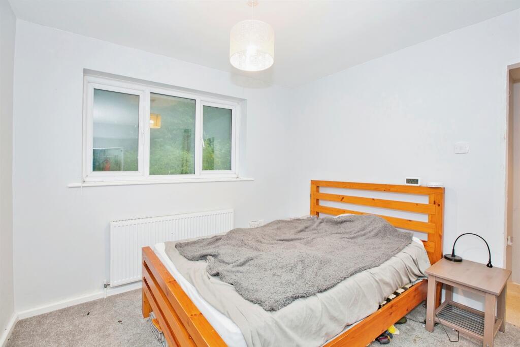 Additional property image - Plantagenet Chase, Yeovil