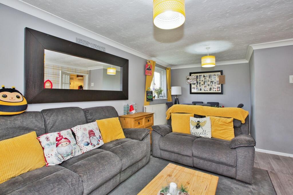 Additional property image - Illustrious Crescent, Ilchester, Yeovil