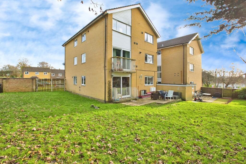 Additional property image - Illustrious Crescent, Ilchester, Yeovil