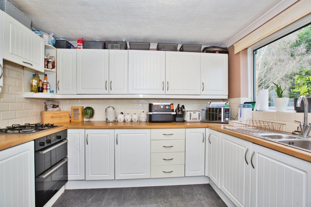 Additional property image - Illustrious Crescent, Ilchester, Yeovil