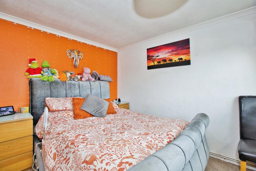 Additional property image - Illustrious Crescent, Ilchester, Yeovil