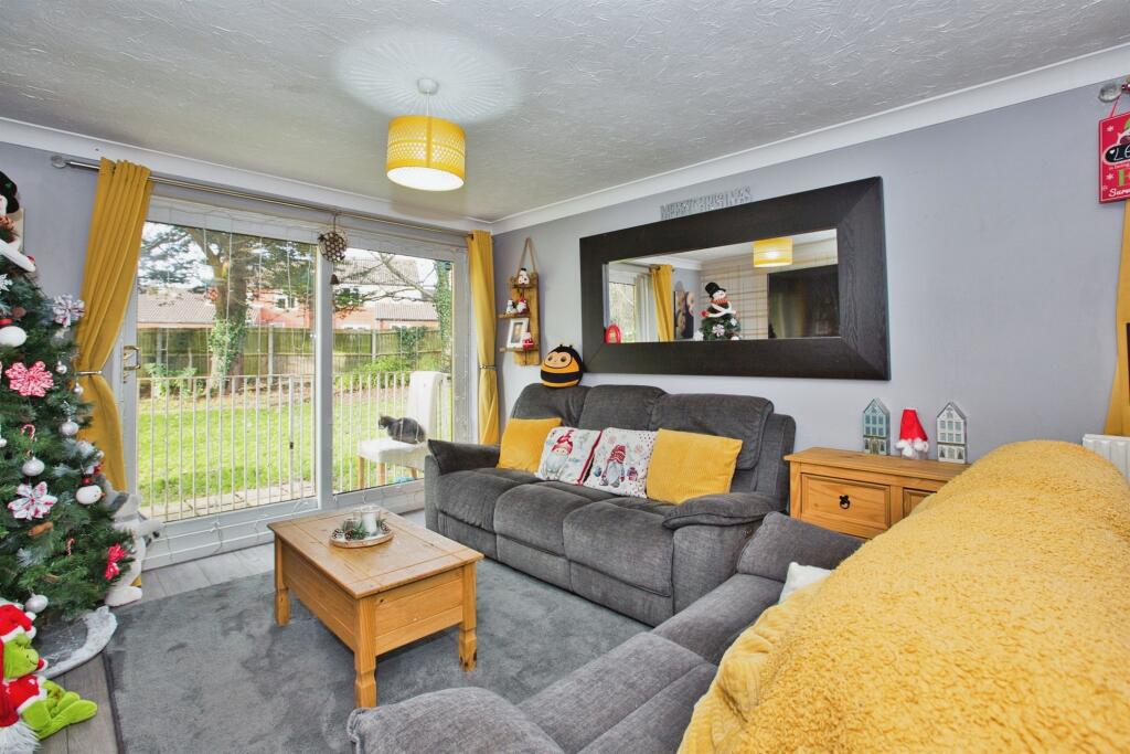 Additional property image - Illustrious Crescent, Ilchester, Yeovil