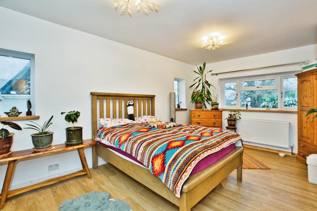 Additional property image - Buller Avenue, Houndstone, Yeovil