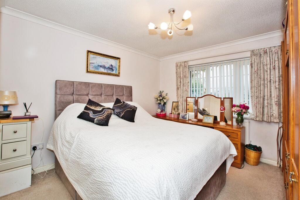 Additional property image - Great Corner, Yeovil