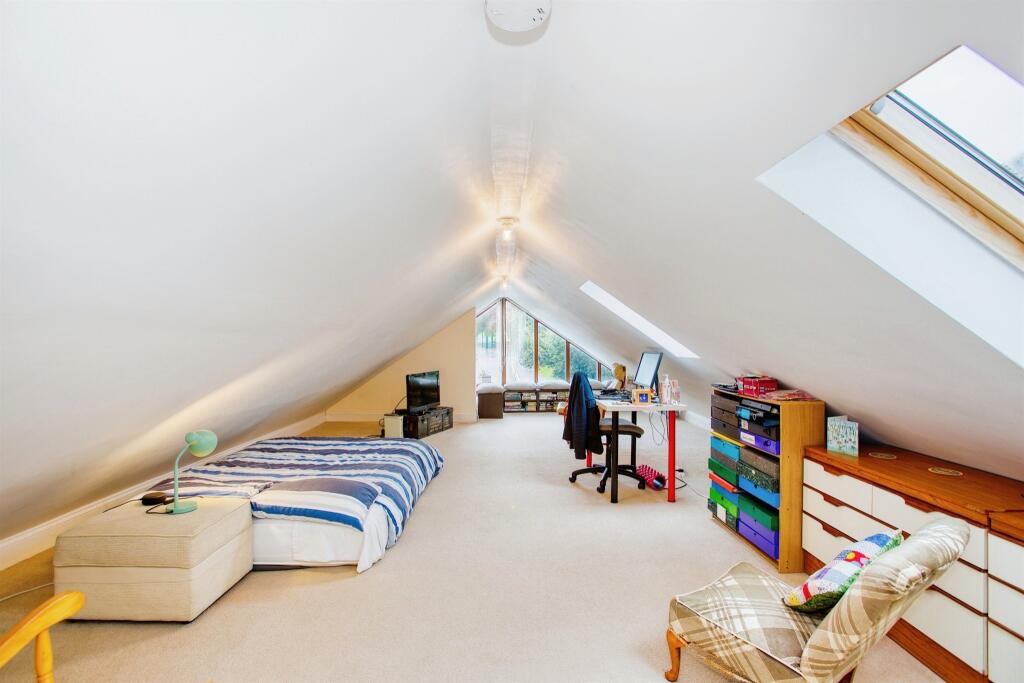 Additional property image - Preston Grove, Yeovil