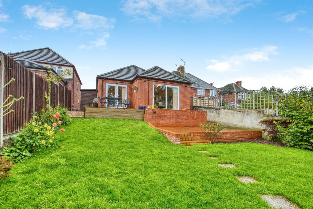 Additional property image - Preston Grove, Yeovil