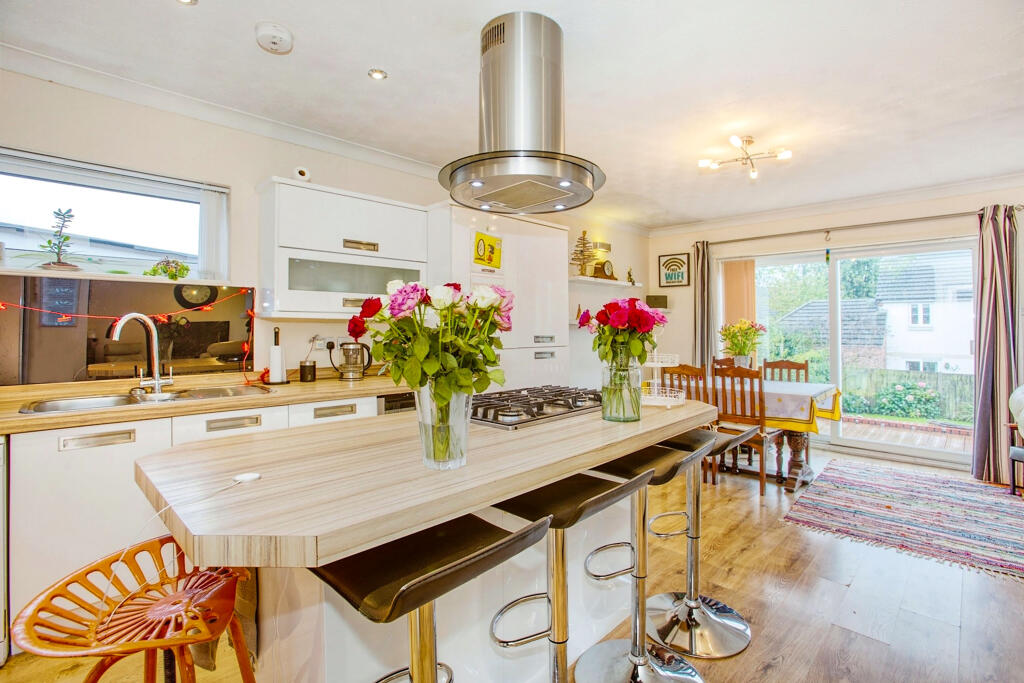 Additional property image - Preston Grove, Yeovil
